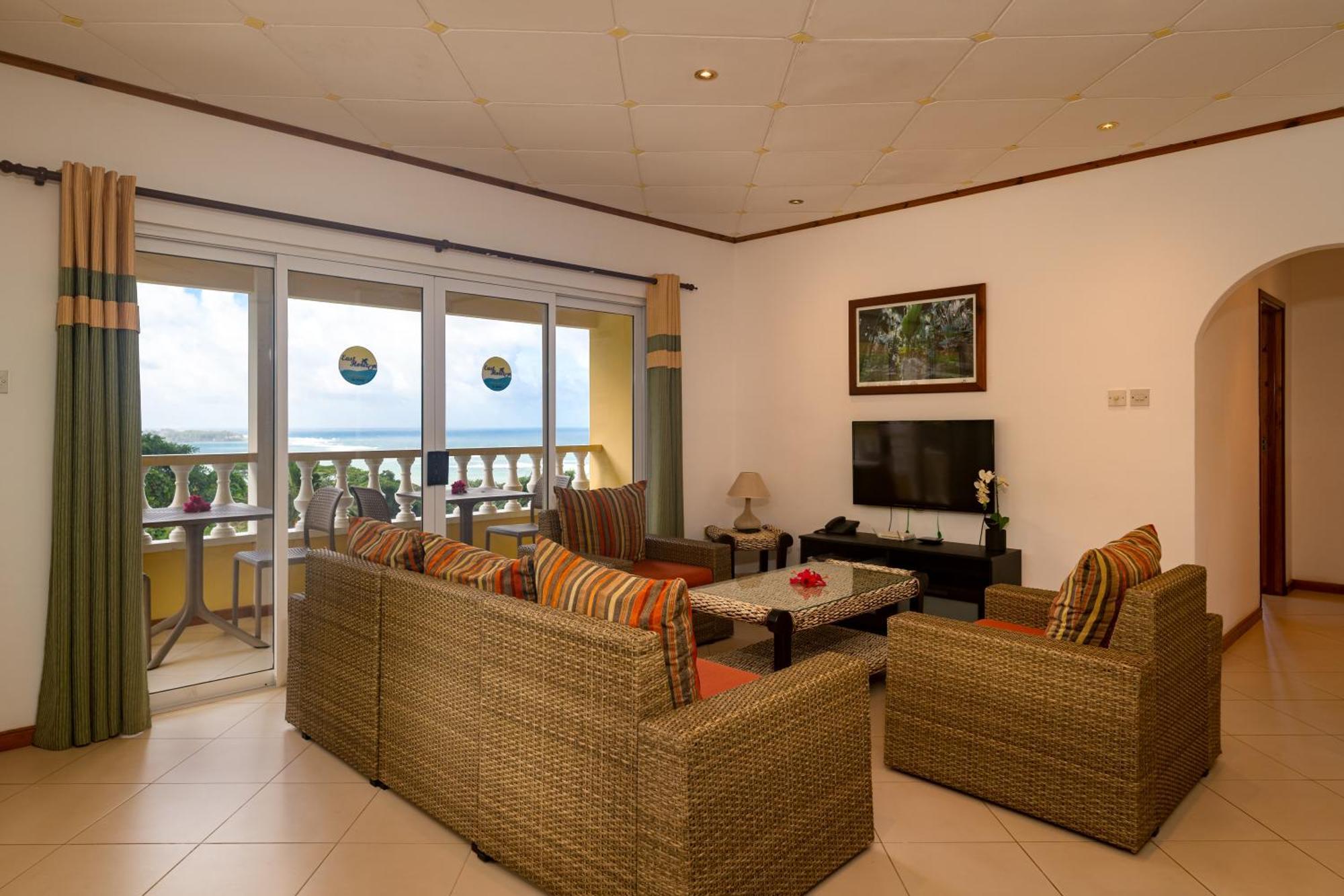 East Horizon Self Catering Apartment Au Cap Exterior photo