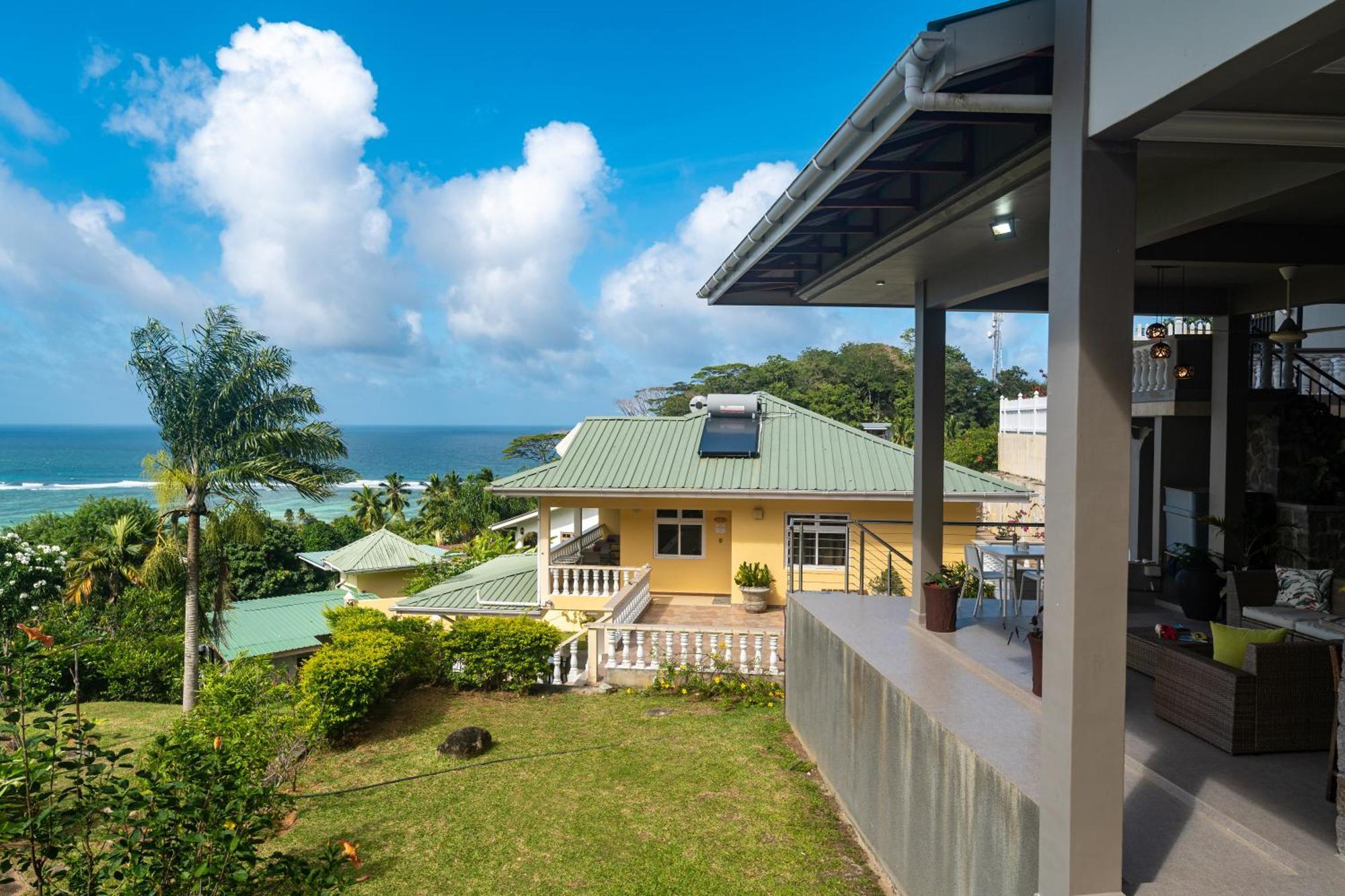 East Horizon Self Catering Apartment Au Cap Exterior photo